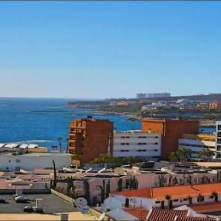 Incredible Penthouse With Ocean Views Appartamento
